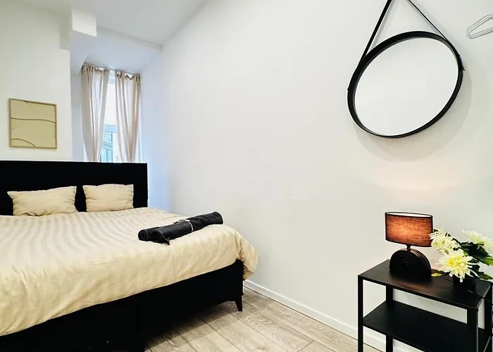 Апартаменты Private In Affordable 5-bedroom Вена