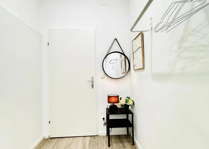 Private In Affordable 5-bedroom * Вена