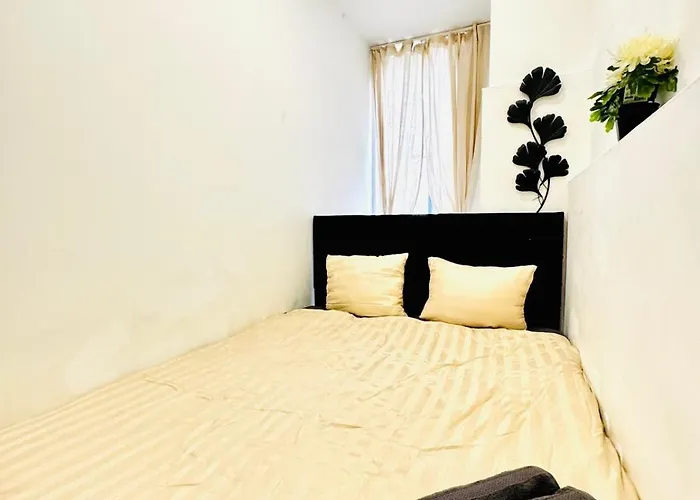 Private In Affordable 5-bedroom Апартаменты Вена
