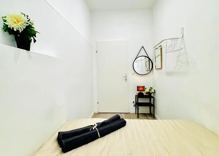 Private In Affordable 5-bedroom *